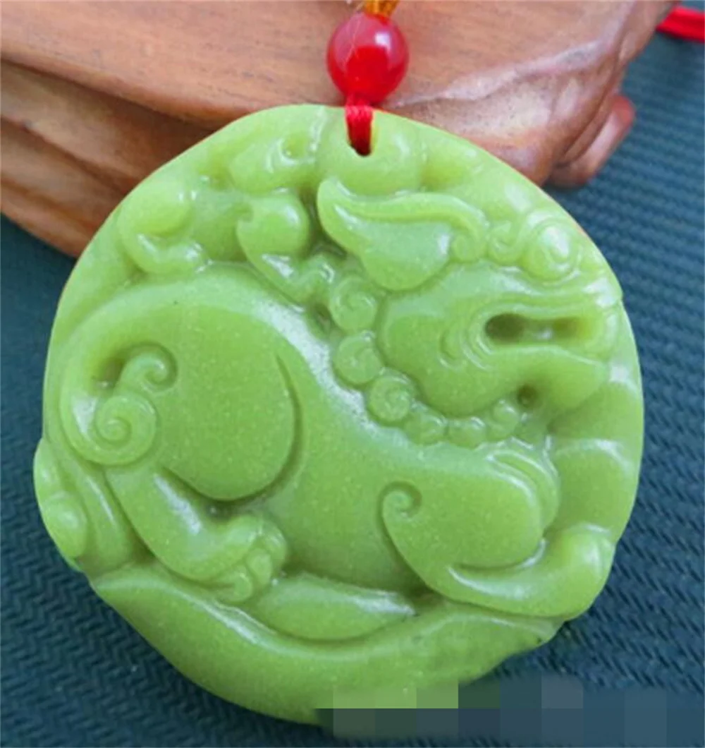 الحجر الطبيعي فلوريت منحوتة الصينية كيلين محظوظ قلادة تميمة حبل قلادة توهج في الظلام مضيئة الأحجار سحر المجوهرات