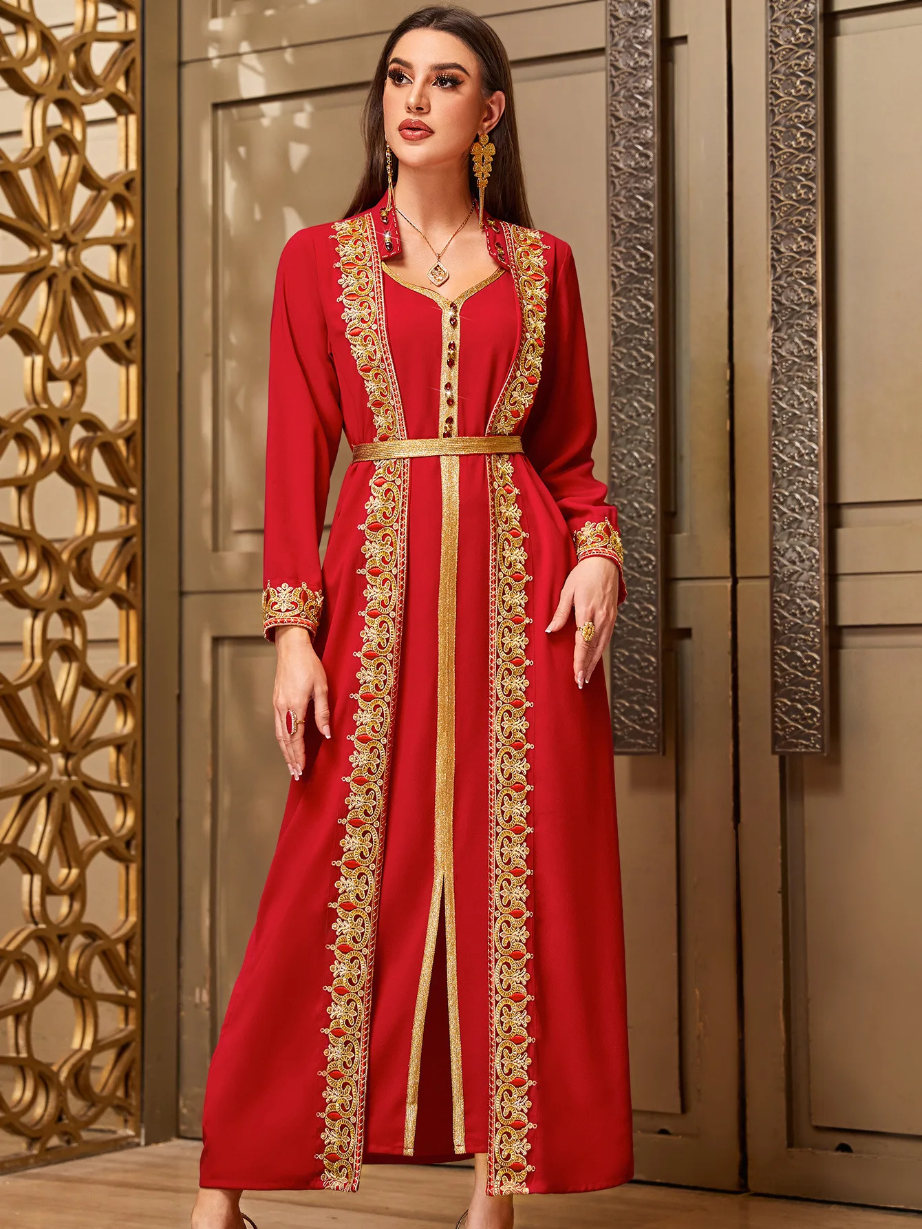 Vintage Lace Embroidery Abaya  - огляд і ціна Embroidery Kebaya