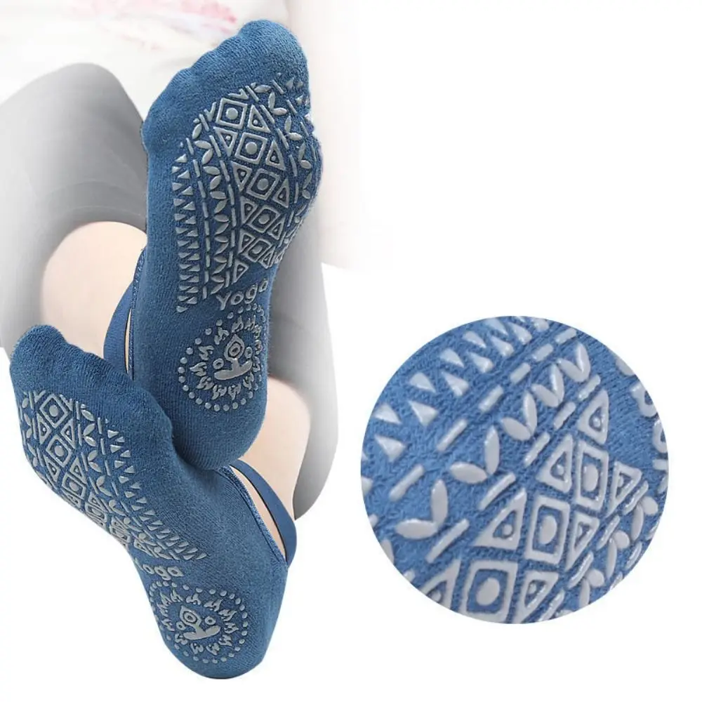 Stylish Breathable Yoga Socks Non-Slip Silicone Pilates Socks Cotton Ballet Dance Socks Workout