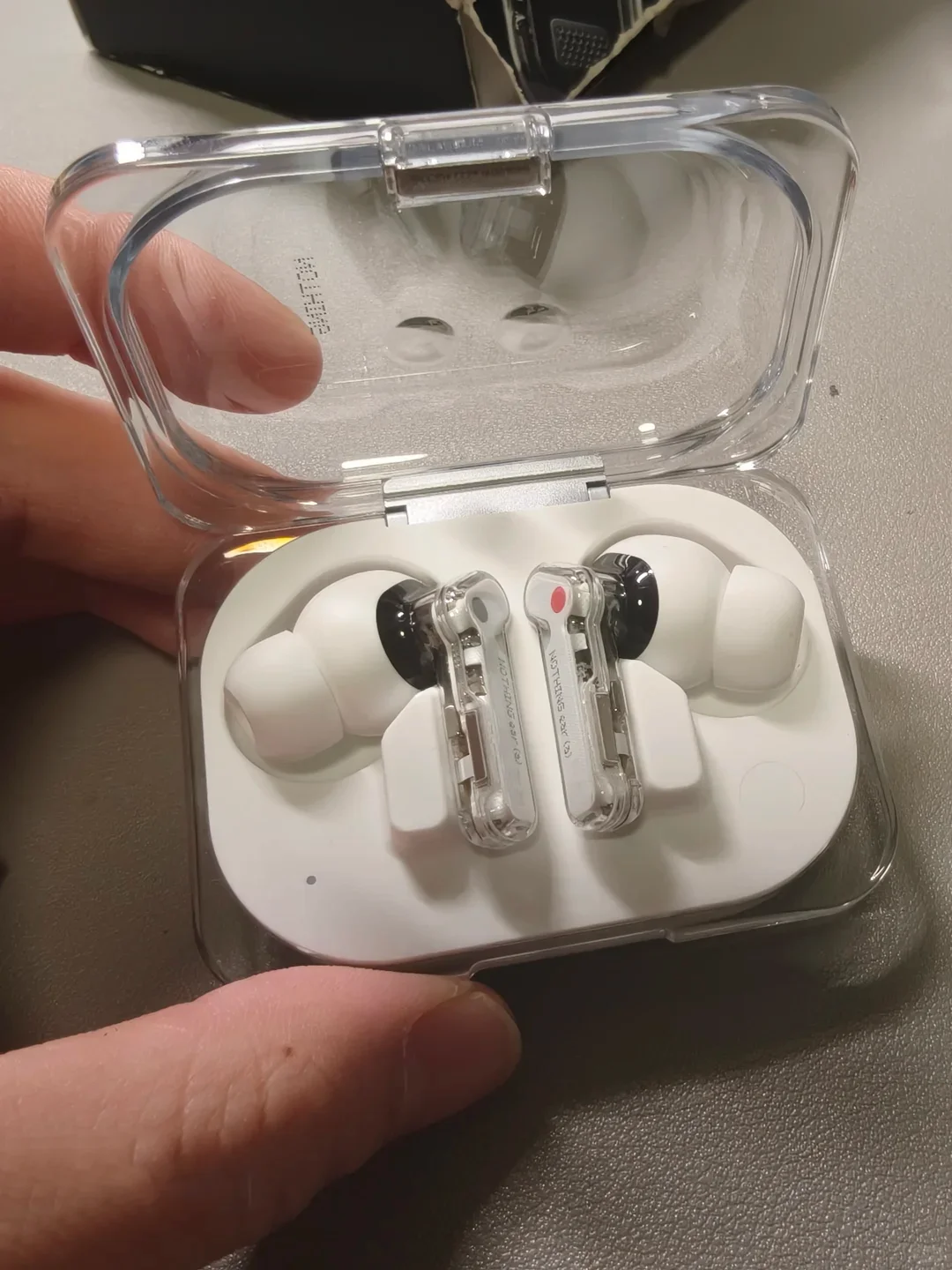 Nothing Ear (a) Auriculares Bluetooth con Cancelación Activa de Ruido Blancos - Imagen 7