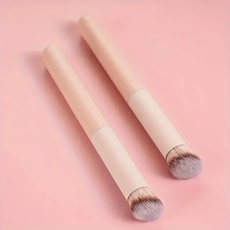 Mini bevel flat top for concealer, mixing and makeup setting - for nose contour and under eye details - soft synthetic bristles,