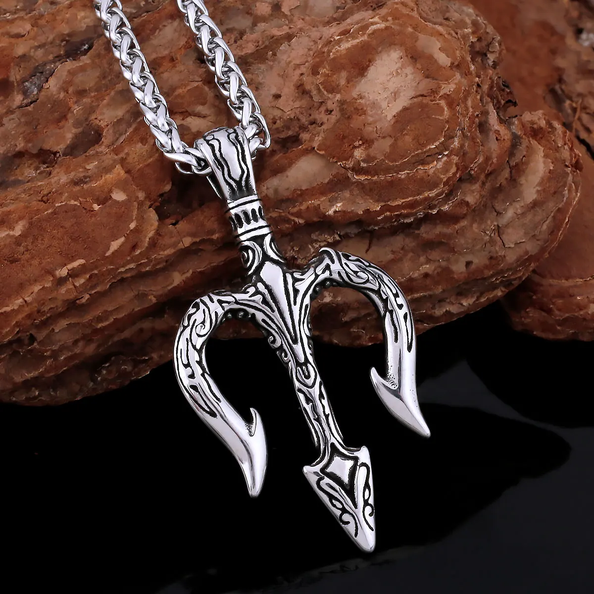 Premium Vintage Poseidon Simple Three-pronged Poke Necklace Men's Fashion Hip Hop Stainless Steel Pendant Gift Jewelry Wholesale