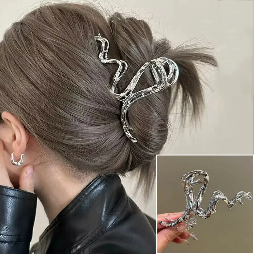 Y2K Geometric Hair Claw Clip Korean Silver Black Butterfly Metal Shark Clip High Ponytail Elegant Headdress Styling Tool