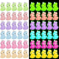 100 Uds Mini unicornio de resina luminoso pequeño unicornio figuritas en miniatura para decoración de pasteles DIY adornos artesanías paisaje de musgo