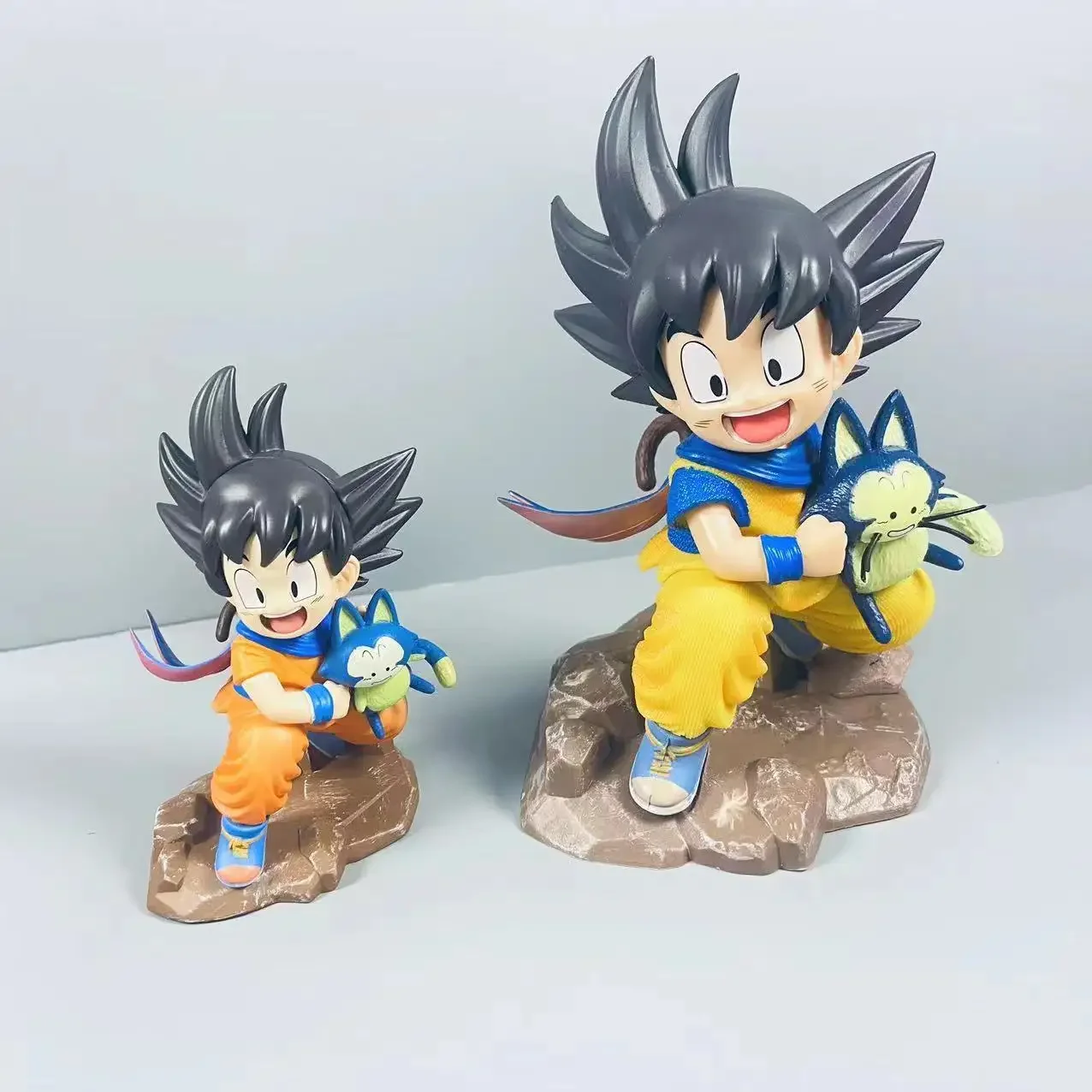 Dragon Ball Childhood Little Goku Hugs Puer Ya Mu Tea Little Follower Figures Doll Pvc Model Statue Collection Toys Ornamen Gift