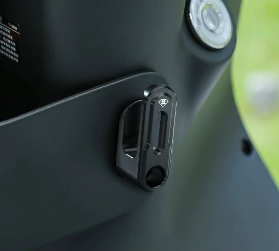 

Suitable for Yadi U3 hook modified electric vehicle DE3 front hook DM6 water bottle takeaway helmet storage hook