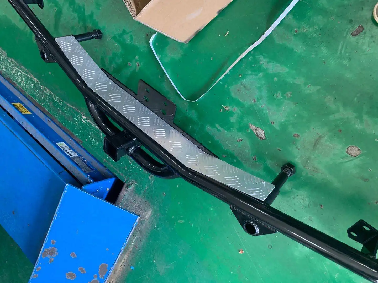 Reli3     4x4 Steel Rear Bumper Accessories Offroad Rear Bull bar Fit for Land Rover Defender 90 110