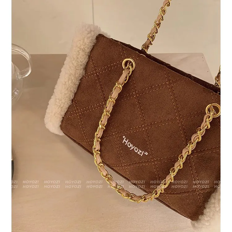 True Lamb Wool Diamond chain square bag