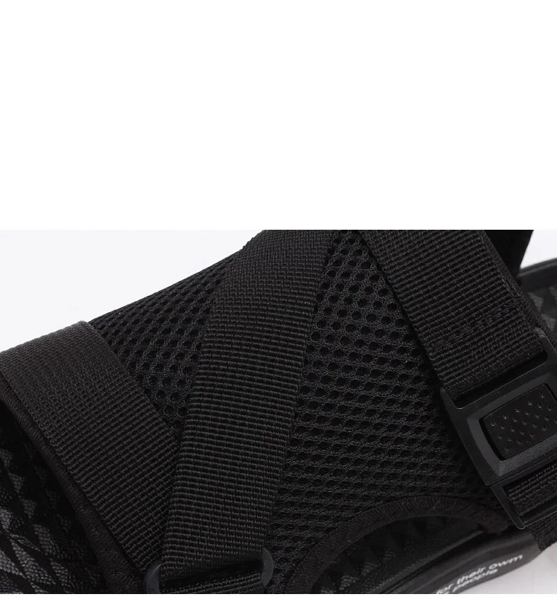 New Summer Non-Slip Beach Shoes for Men and Women, Personalized Outdoor Wear Dual-Use Slippers