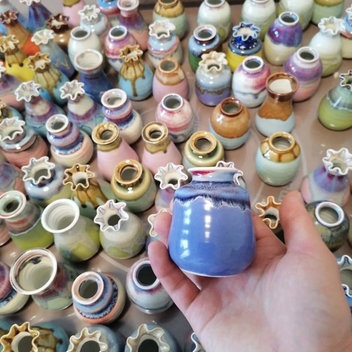 Ceramiczny wazon na kwiaty Nordic wazony hydroponiczne kreatywny wystrój pokoju Mini kwiat roślina butelka doniczki ozdoba na biurko dekoracja wnętrz