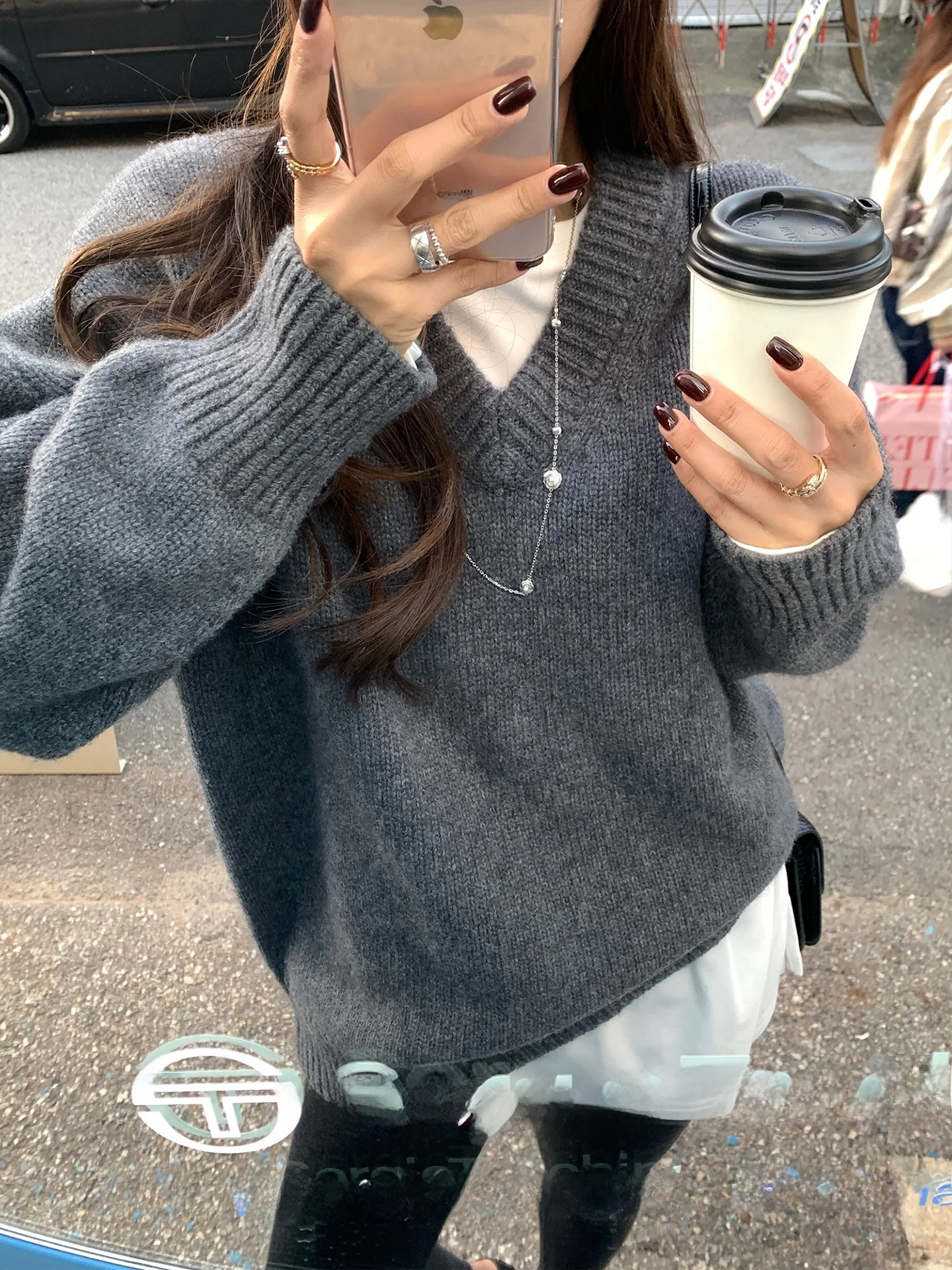 

Lilylikes Luxury Winter Embrace Large Knitted V-ne Sweater 90 Wool 0 Camere Women Comfortable Loose Fit Casual Sle Lon...