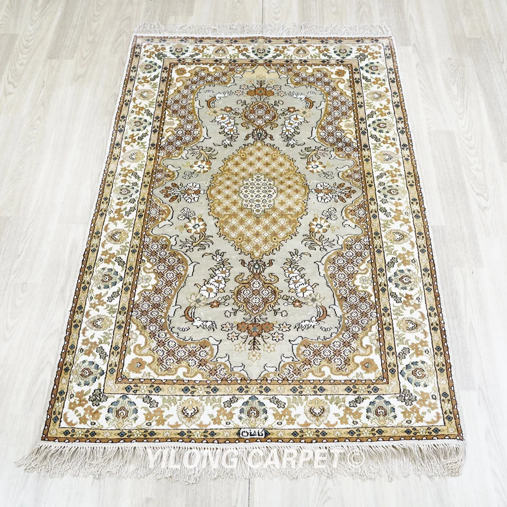 91x152cm Persian Carpet White Handmade Medallion Oriental Silk Rug (WY388M)