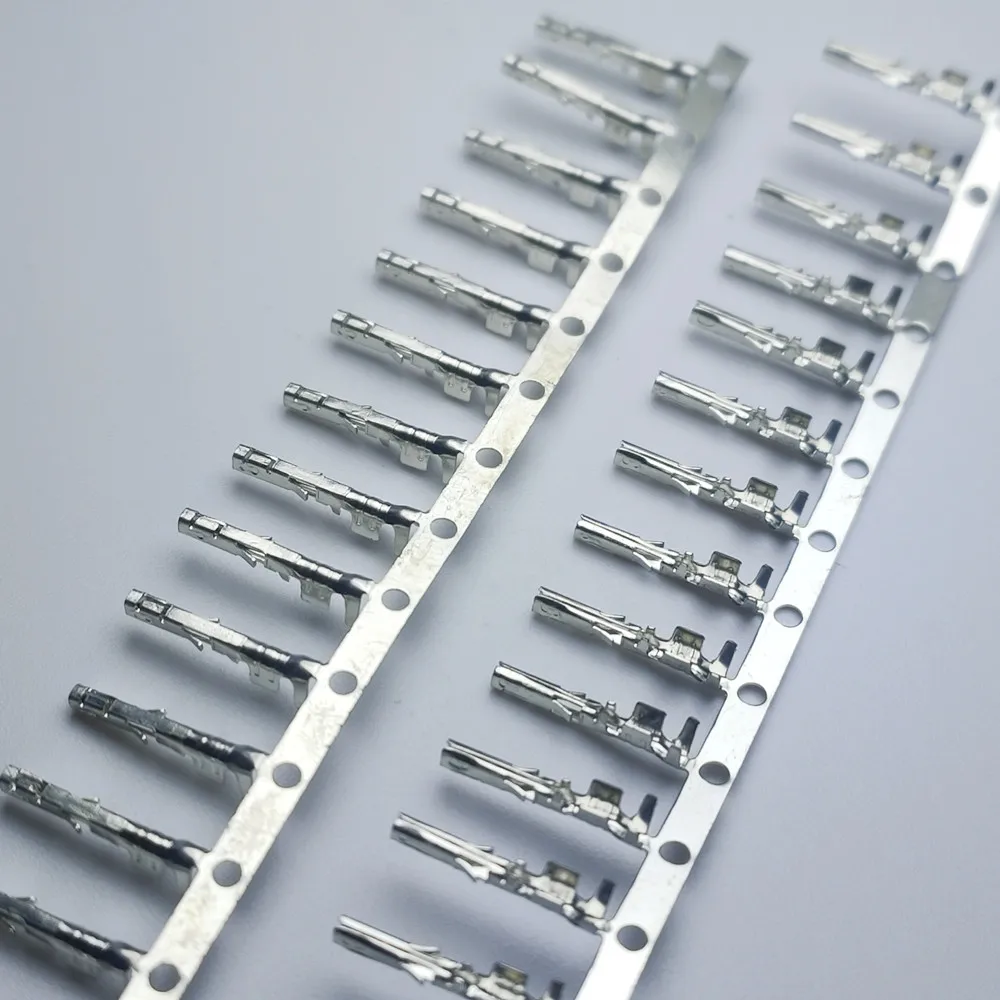 400 SZT. małe złącza komputerowe 3.0mm 5557, żeńskie końcówki igłowe do obudowy wtyku męskiego Molex3.0 / cynowane