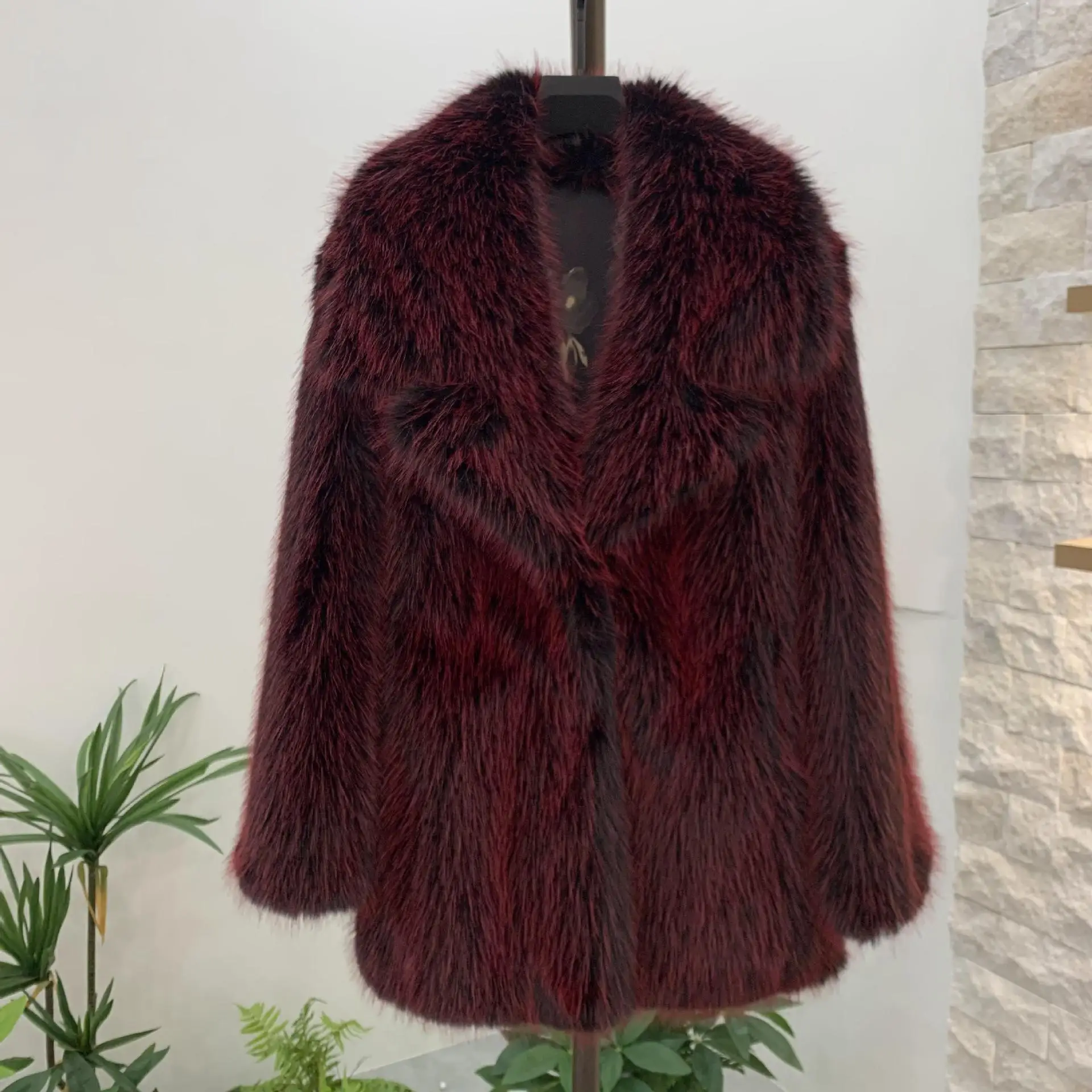 

Winter Ins Hot Fashion Girls Oversized Gradient Fur Coat Women Thick Warm Outerwear Fluffy Faux Fox Fur Jacket