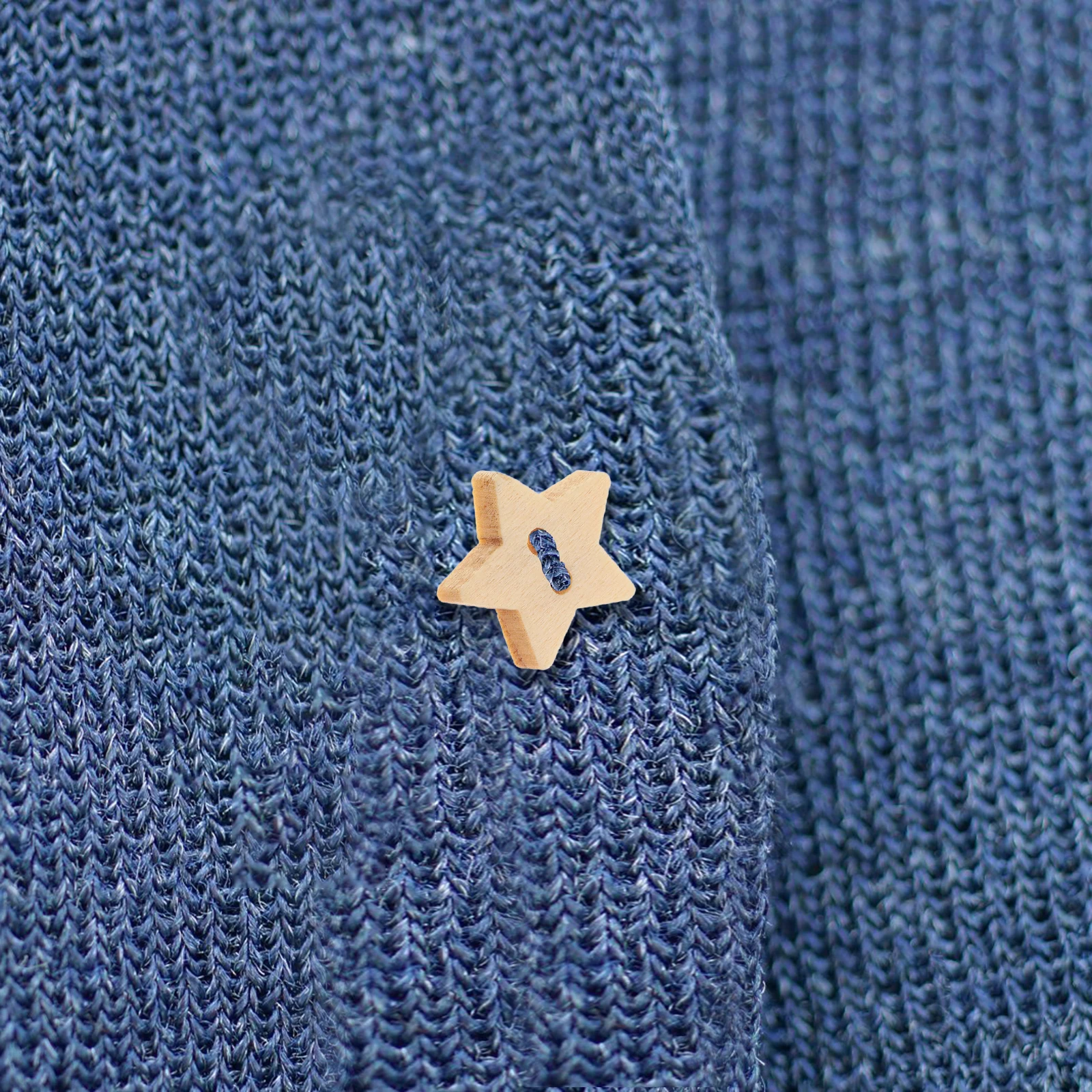 

200 Pcs/pack Shaped Button Craft Small Stars for Crafting Buttons Crafts Wooden Scrapbook