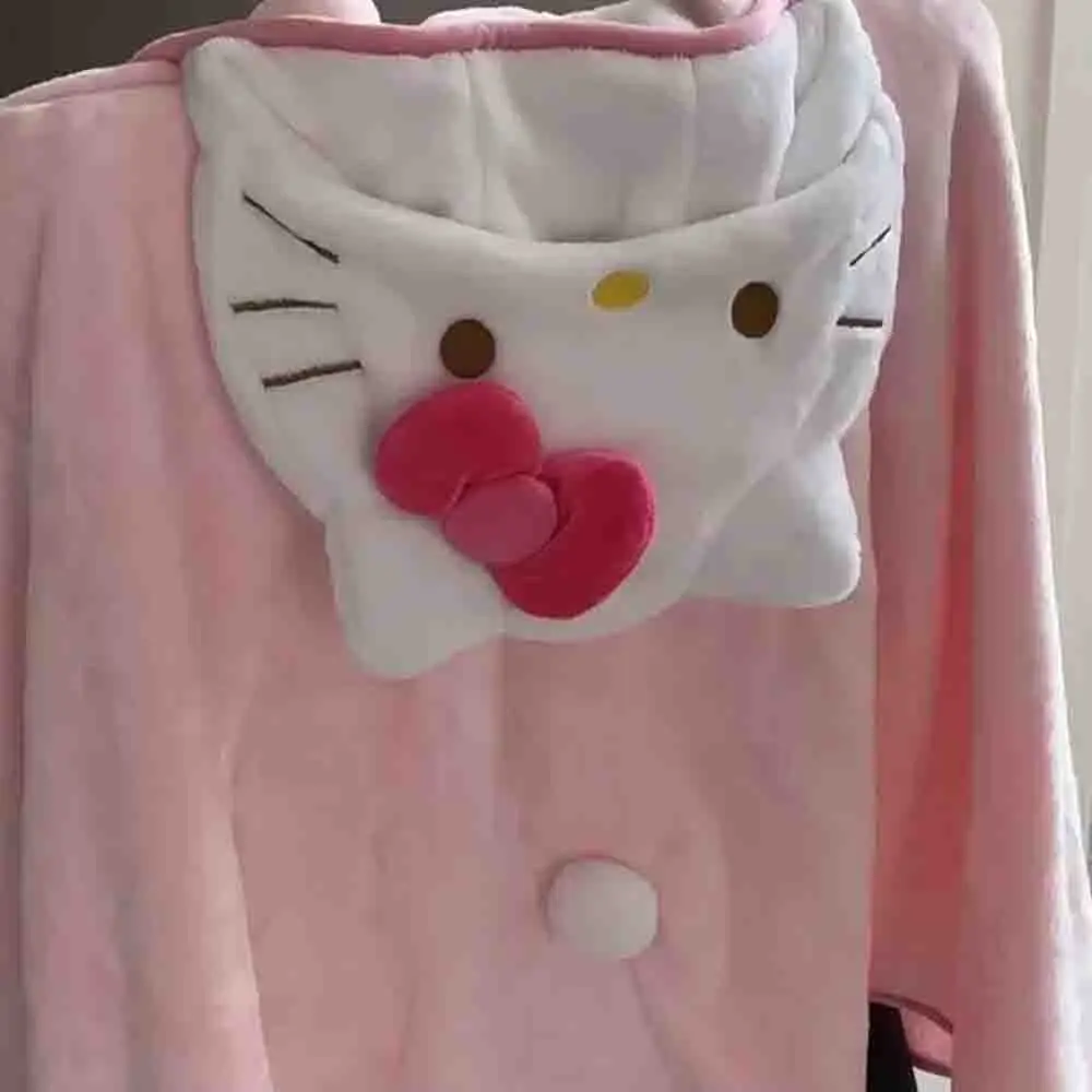 Cute Hellokitty Cloak Shawl Air Conditioning Blanket Hooded Student Dormitories Office Blanket Home Furnishings for Homemakers - view 6