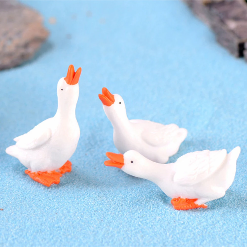 Geese Figurine Table White Swan 3pcs Accessories Miniature Resin Ornaments Animal Cute Decoration Goose Figurine