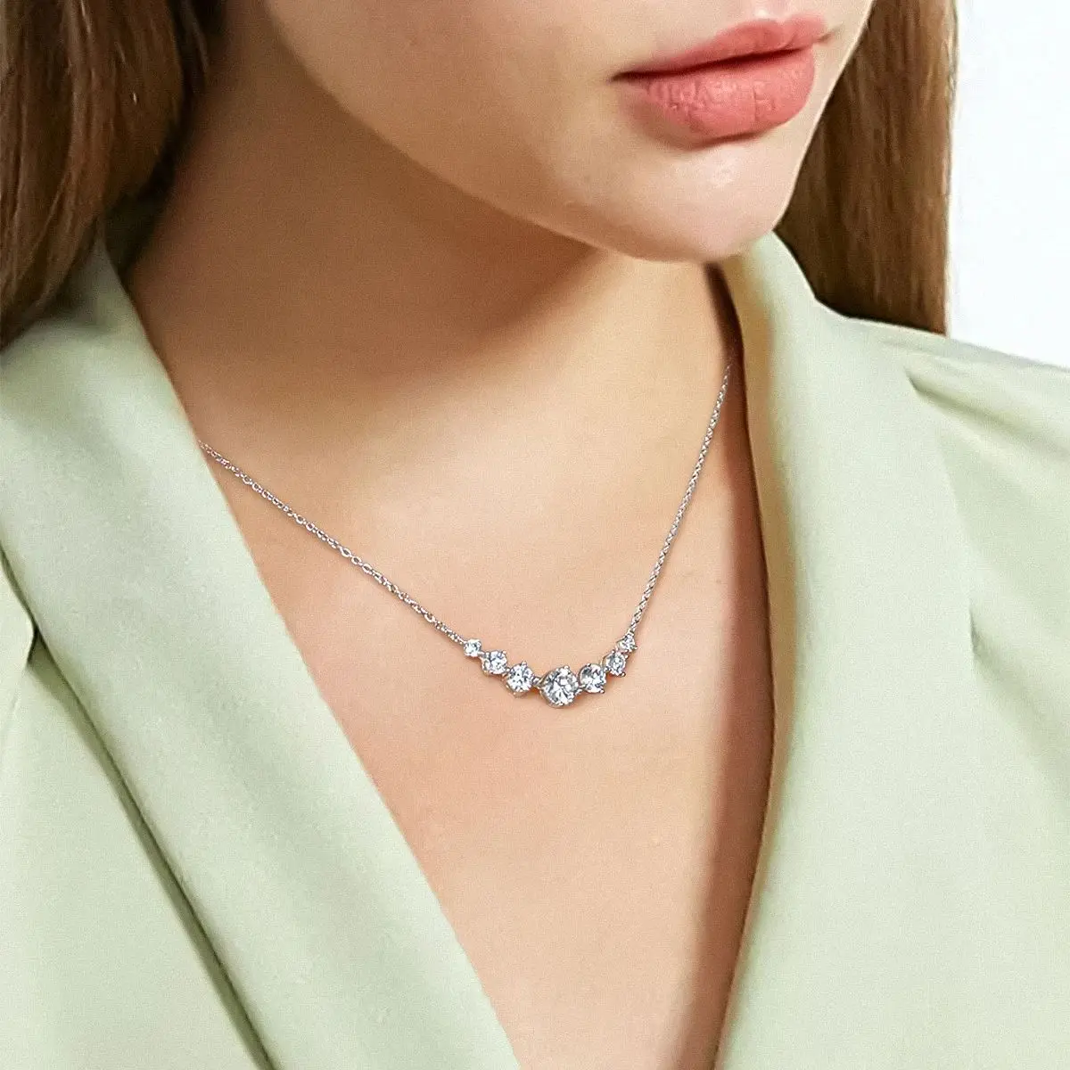 ANDH 925 فضة 1ct VVS1 ابتسامة شكل مويسانيتي القلائد للنساء ارتداء اليومي الزفاف قلادة مجوهرات عالية الجودة