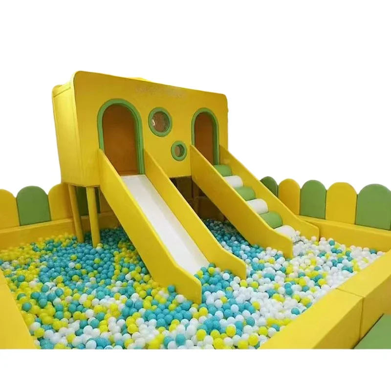 

Малый игровой комплекс «Замок»: напольная горка для помещений