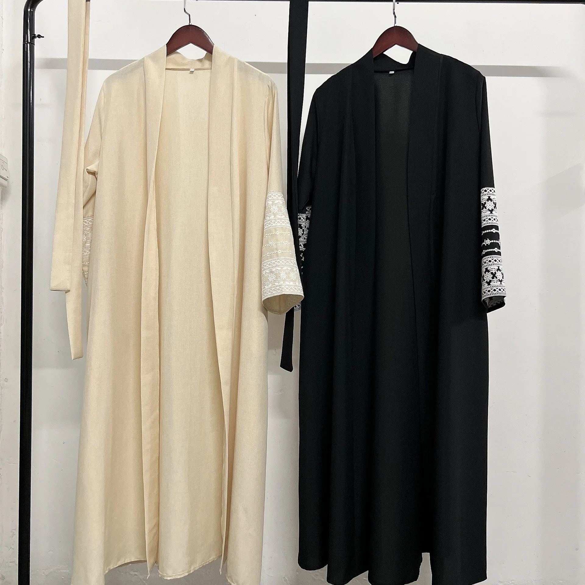 

Luxury Open Front Abayas Muslim Long Sleeve Cardigan Abaya Maxi Dress Women's Clothing Tassel Embroidery Kaftans Women Jilbabs