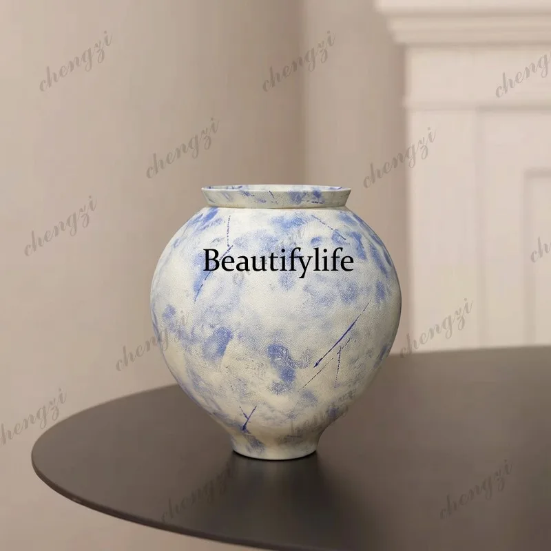 Simple and modern plain white light blue smudged line pattern ceramic vase home model room flower arrangement ornament