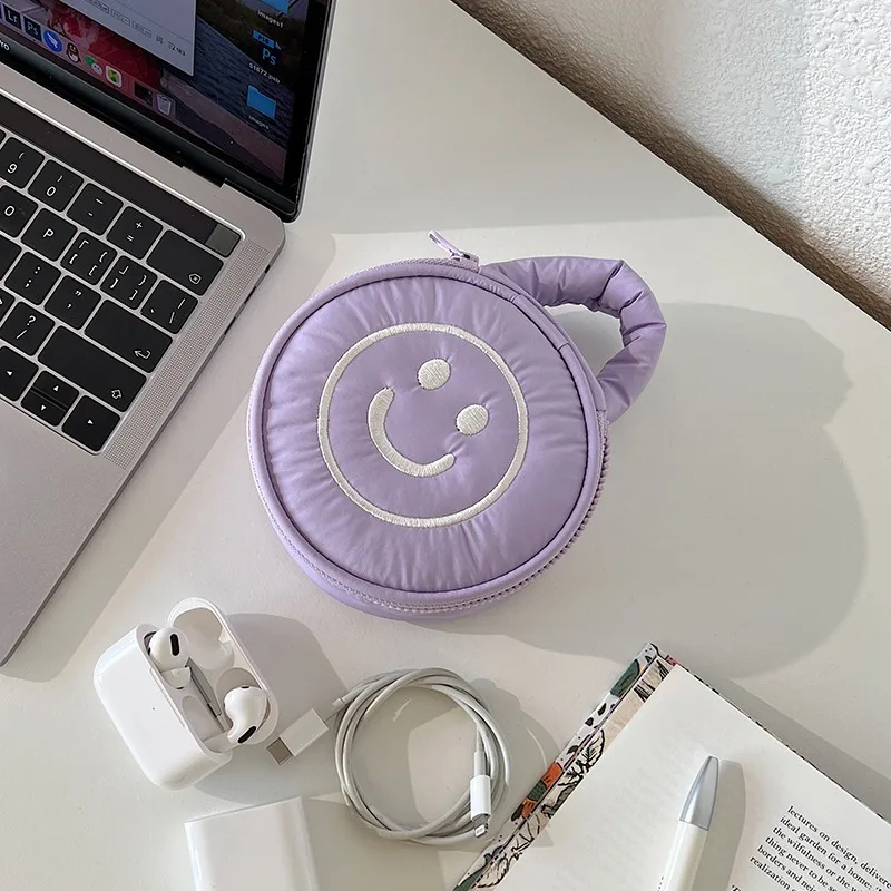 New Women's Cosmetic Bag Cute Embroidered Round Small Makeup Bag, Exquisite Niche Portable Storage Bag