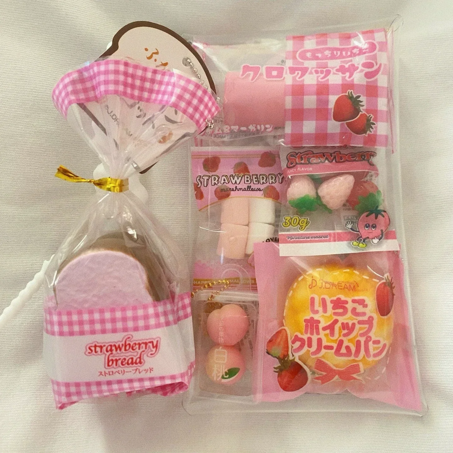 Capsule Toy Squishy Combo Snack Bread Food Toy Simulation Food Stress Relax Hand Relax Keychain Bag Charm Accessories