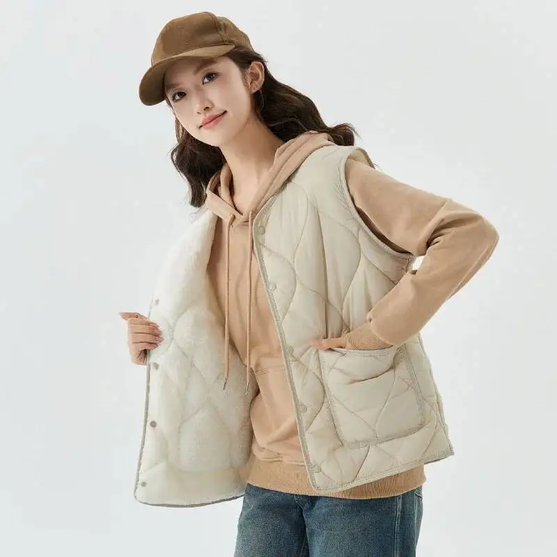 

Winter Fleece Vests Warm Women Clothing Trend Quilted Jackets Sleeveless Cardigans Waistcoat Slim Fit Tops Pockets Design Coats