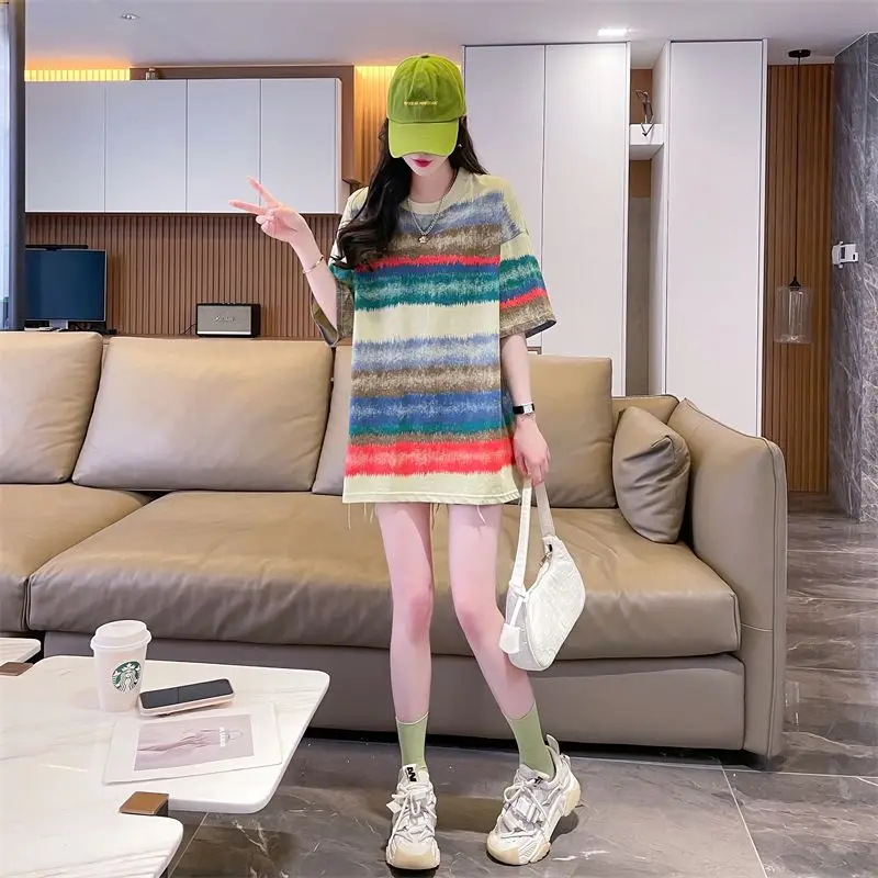 T-shirt a maniche corte in puro cotone Abbigliamento estivo di media lunghezza da donna Nuovo design a righe Top pigro allentato Ins Trend