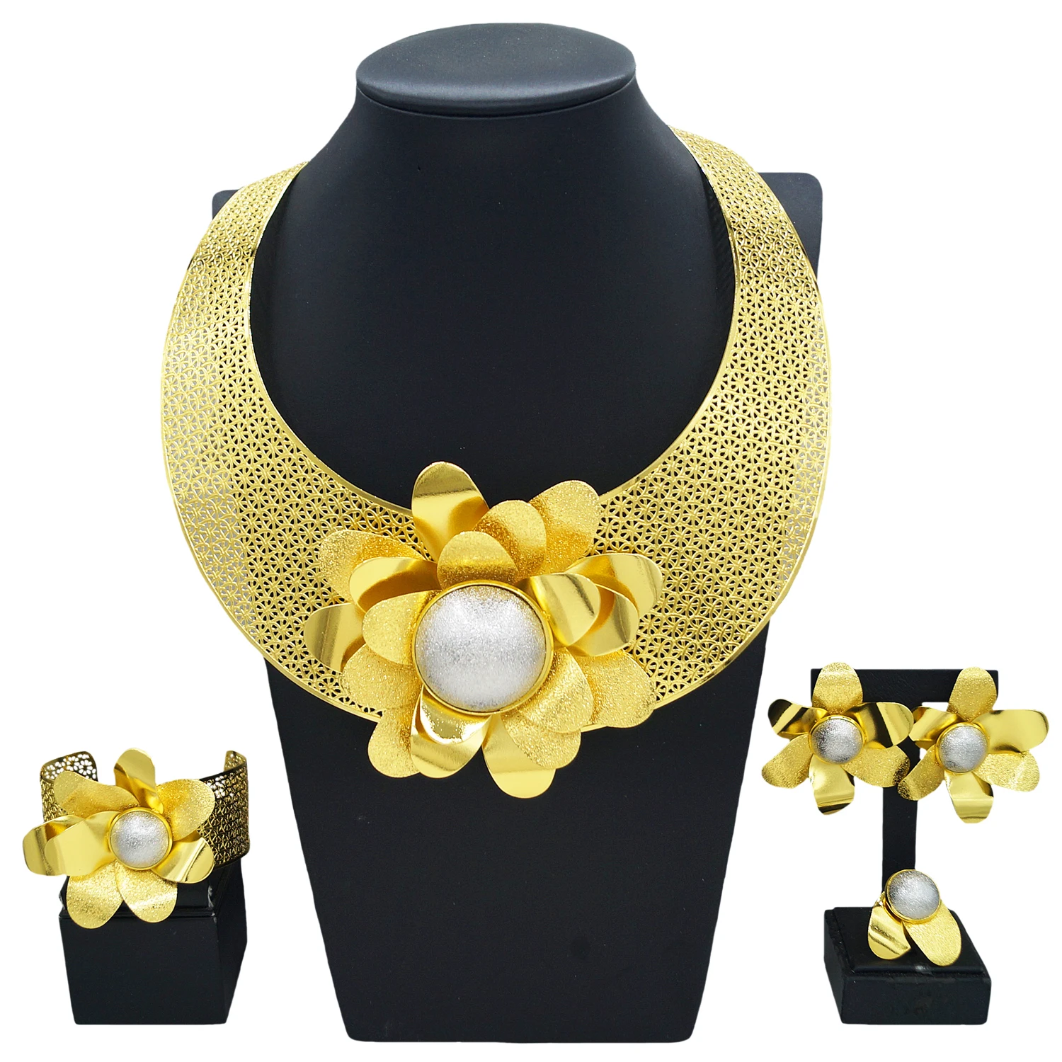 Yulaili Indian Noble Jewelry Set Luxurious Gold plated Bloom Flowers Romantic Nigerian holiday party bracelet Earrings Ring