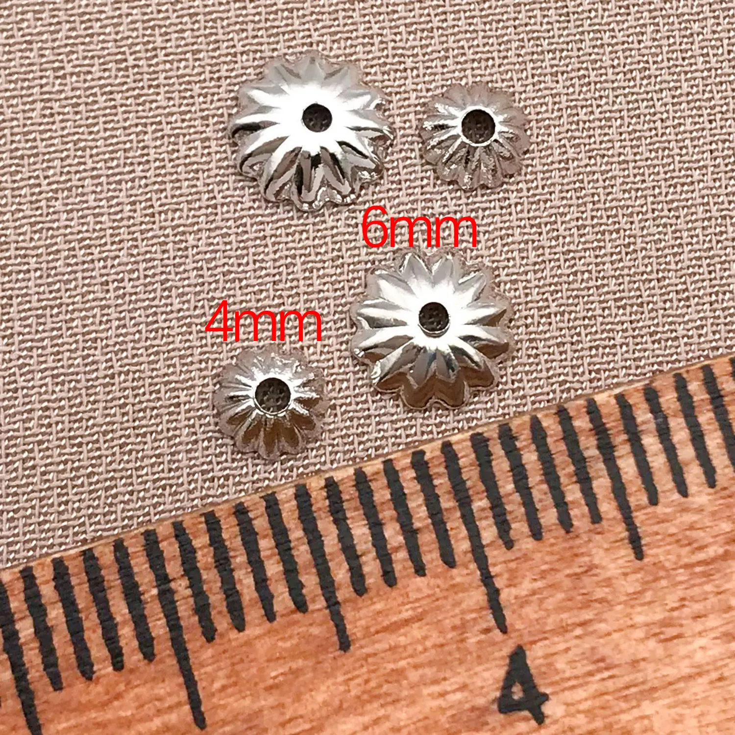 50 piezas de cuentas espaciado - Bead Cap Flower reseña y precio