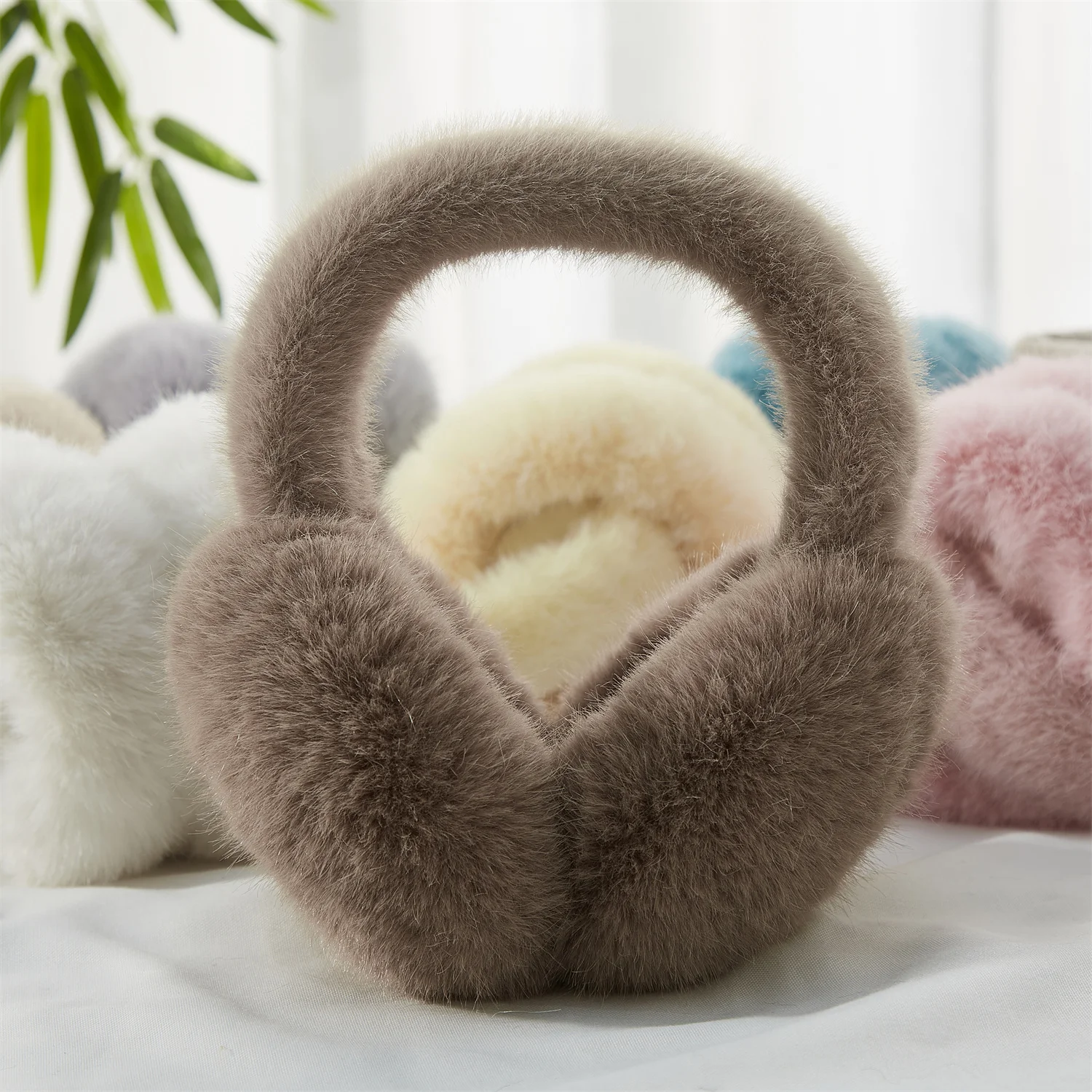 Anjj Cute Bear Brown Earmuffs 2024 Winter New Popular Thickened Plush Imitation Rabbit Fur Ear Muffs for Family Member Gifts