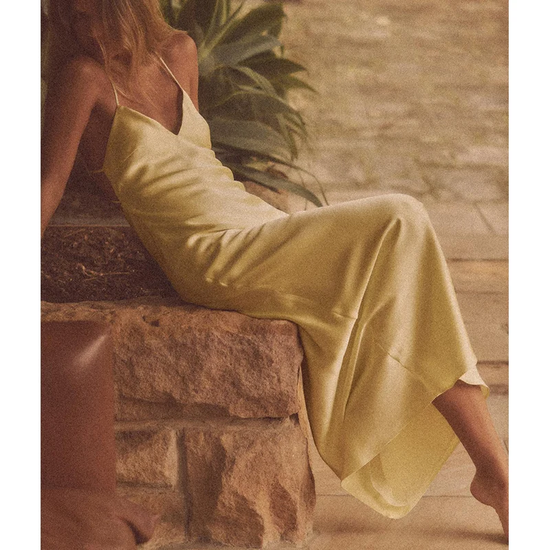 E vestido de verano para mujer, con cuello en V, sin mangas, con tacto satinado, estilo playero, largo, con cintura na...