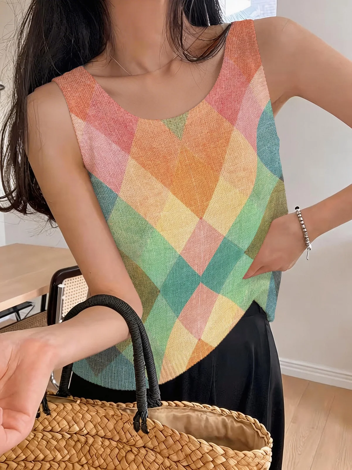 Women's Knitted Top, Summer Round-Neck Vest, Retro Color-Blocked Diamond Pattern, Non-Positioned Print, American Retro Casual Style, Suitable for Summer Commuting, Casual Gatherings view 5
