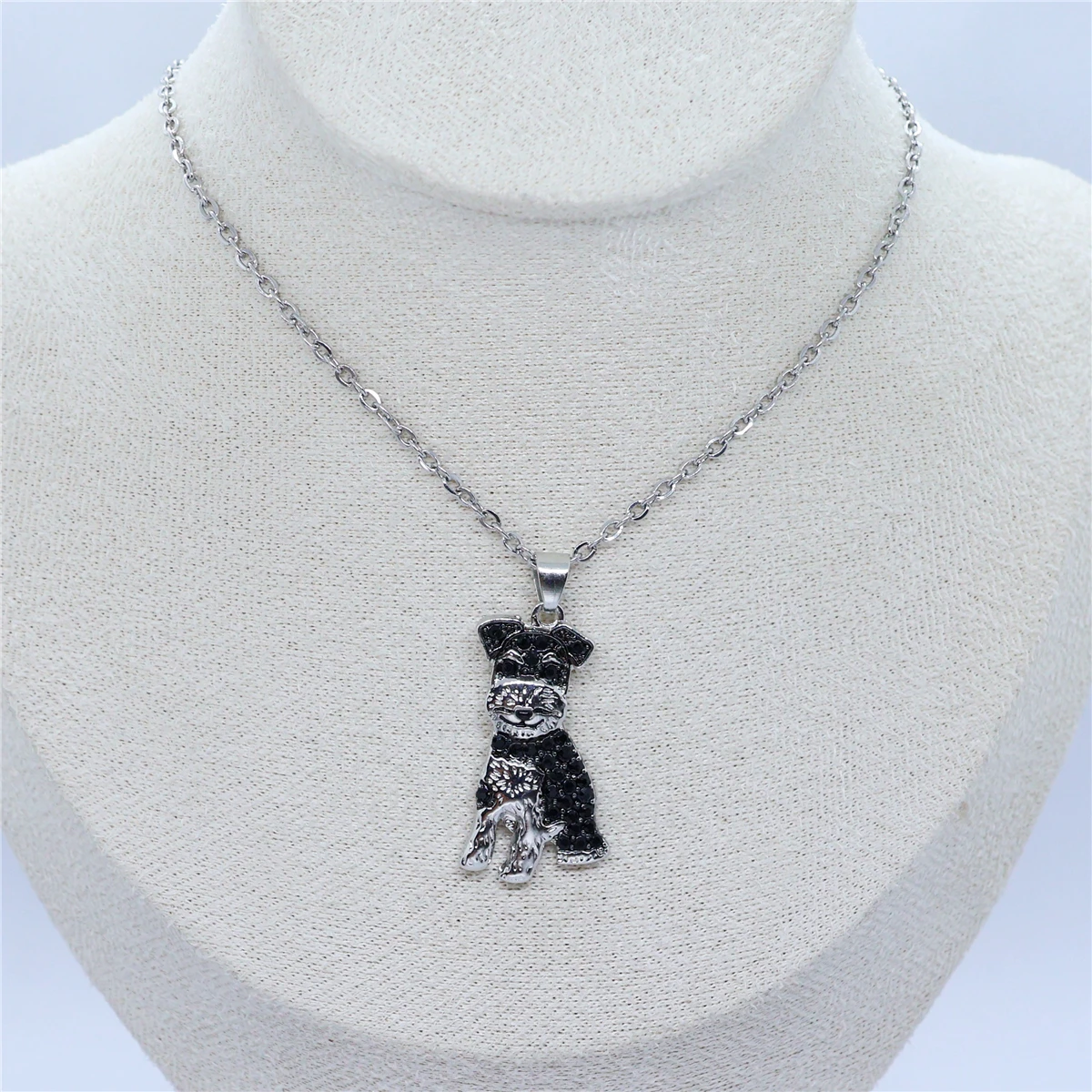 Creative Cute Schnauzer Pendant Necklace for Women Exquisite Pet Puppy Memorial Jewelry Accessories Dog Lovers Holiday Gifts