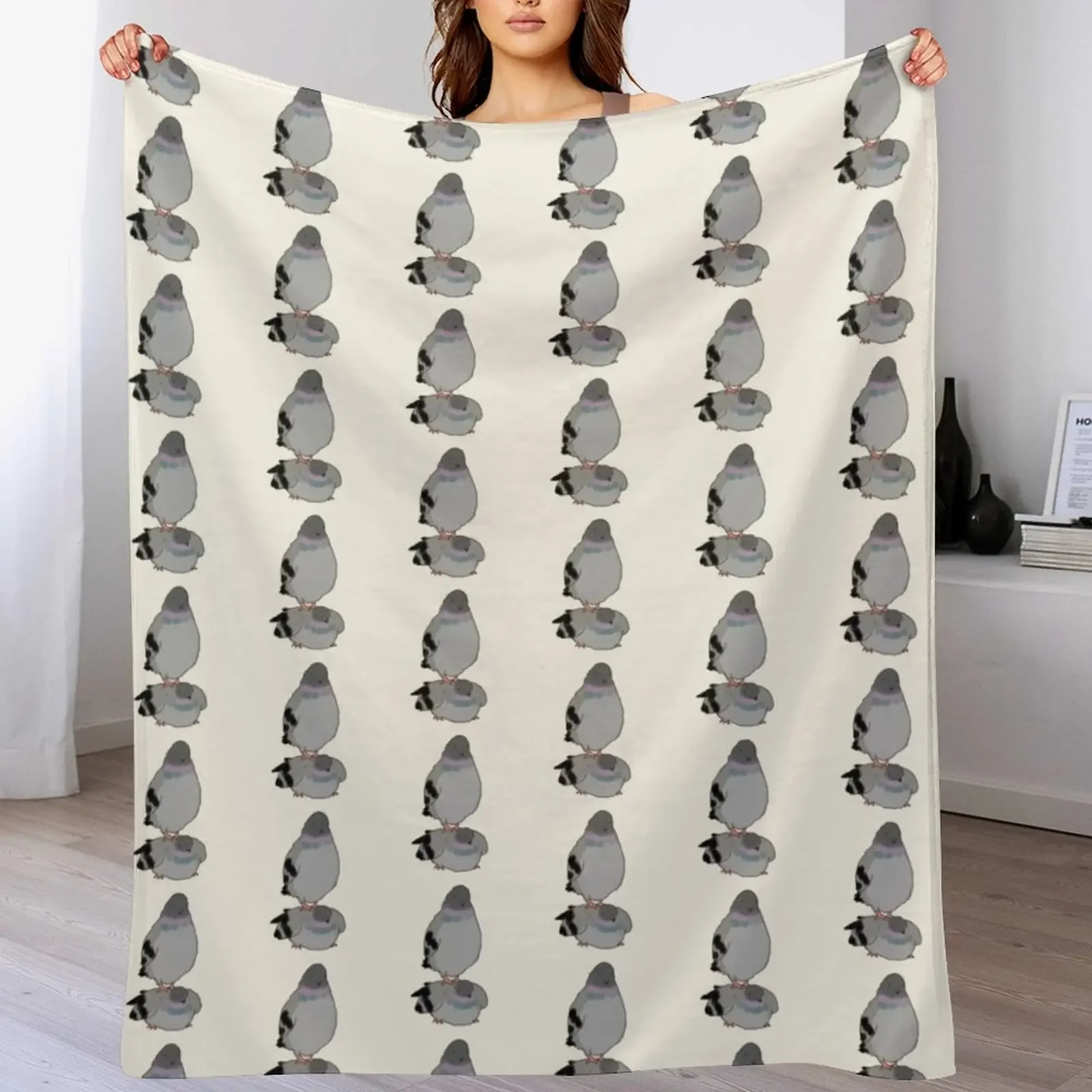Funny pigeons Throw Blanket Cozy Light Blanket for Travel Camping Picnic