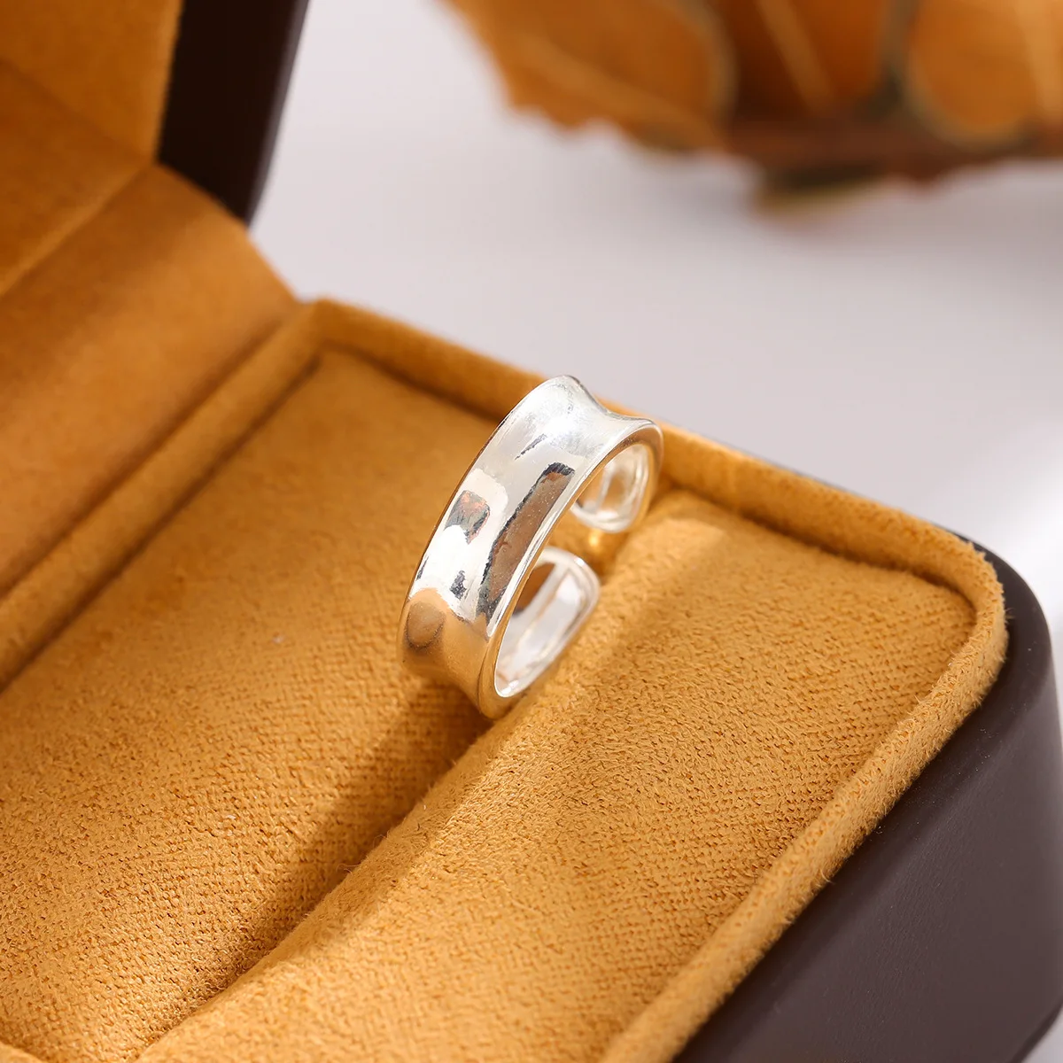 925 Sterling Silver Jewelry Simple Concave Surface Popular Temperament Opening Rings R177