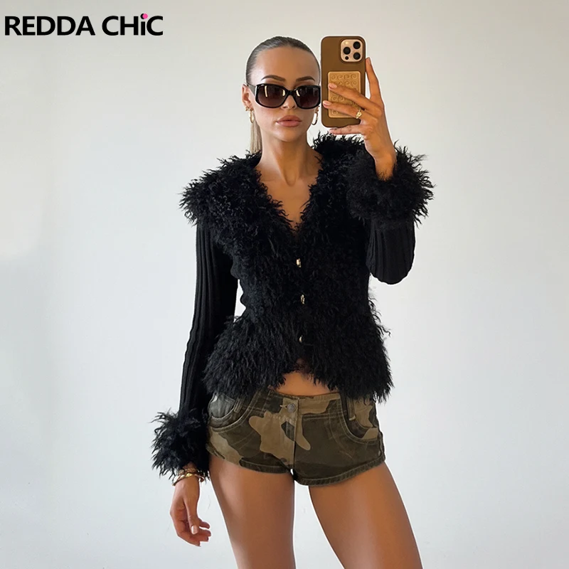 

REDDACHiC Женская футболка с воротником из искусственного меха с длинными рукавами и глубоким v-образным вырезом на пуговицах, черный вязаный укороченный топ, осенняя модная уличная одежда