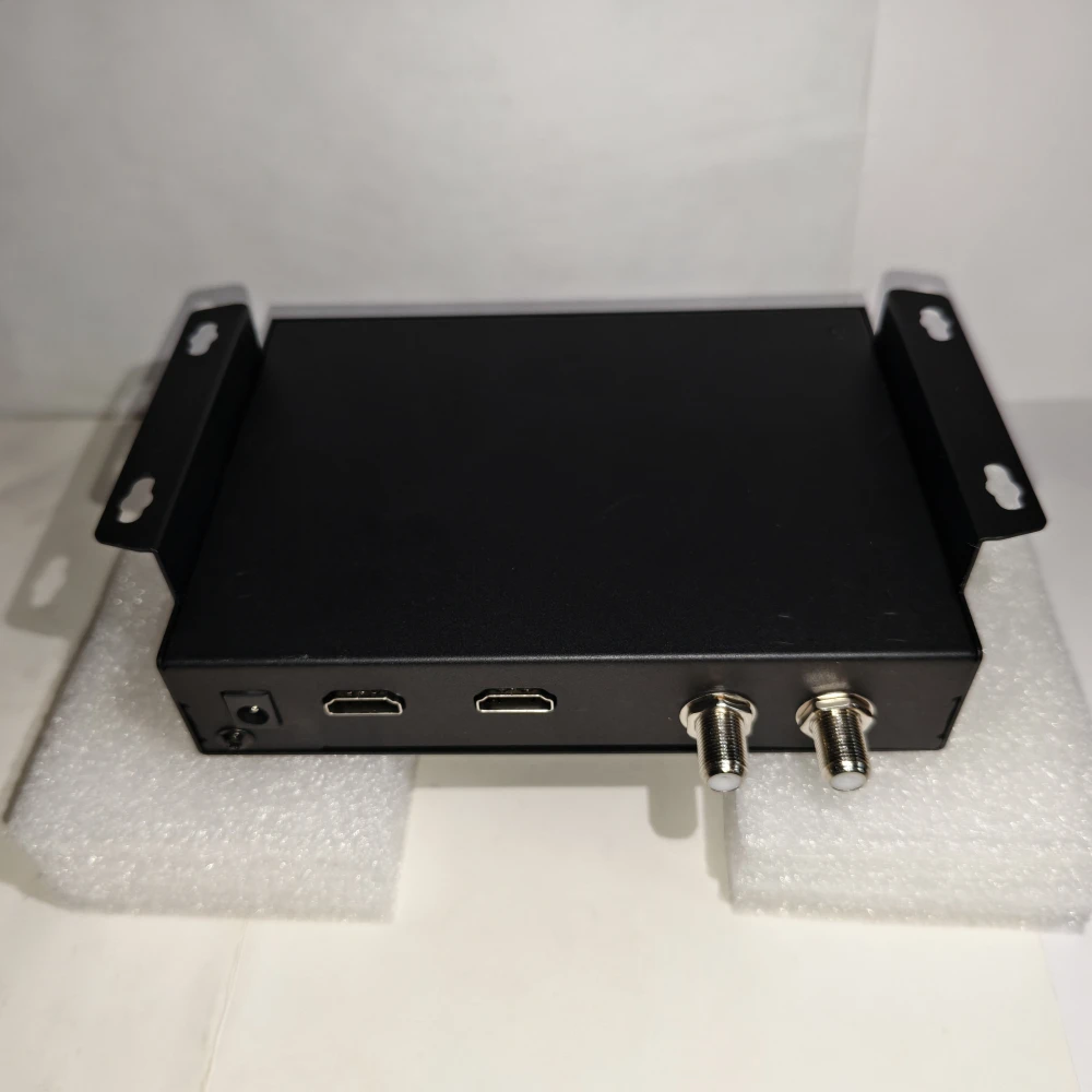 SATLINK ST-7632 Single Channel Modulator Brazil Version Support DVB-T ISDB-T DVB-C MPEG2 MPEG4 Digital Signal Source Transmitter