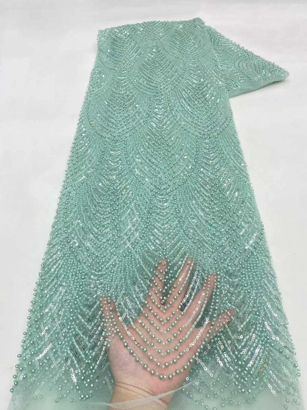 

Luxury Nigeria Beads Heavy Lace African Mesh Tulle Lace Fabric High Quality 5 Yards Sequins Lace Fabric for Women Wedding Dress