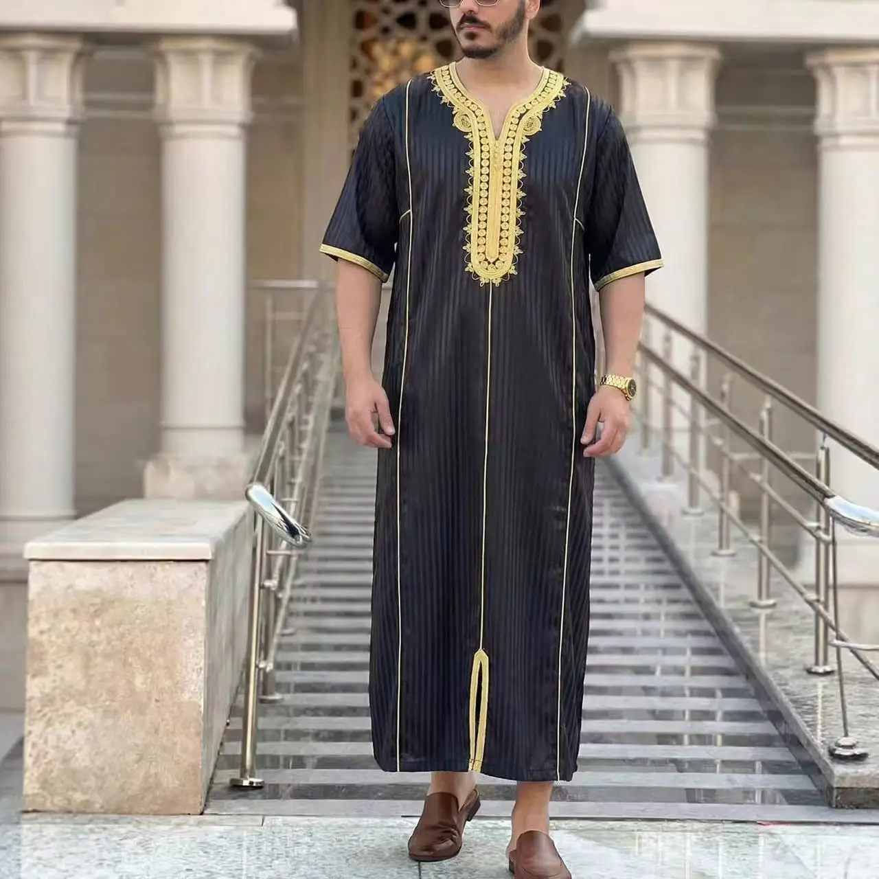 Marokkaanse Gandoura Thobe voor moslimmannen, losse korte mouwen, prachtige borduursels, comfortabel, traditionele islamitische mannenkleding voor feesten