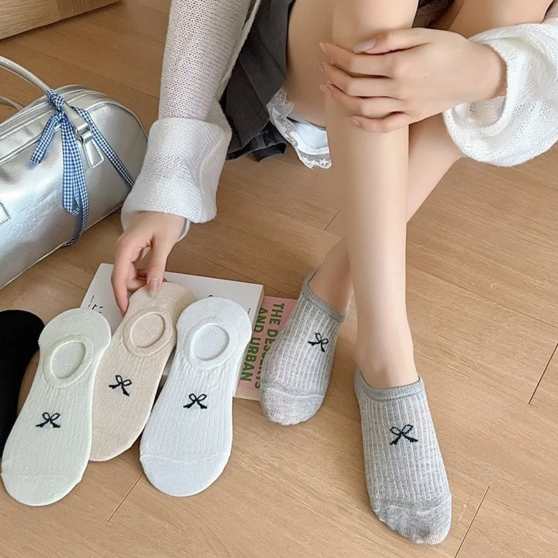 Various Cute Bow Mesh No Show Socks Women Ins Fashion Invisible Sock Female Designer Non Slip Breathable Low Cut Socks Slippers