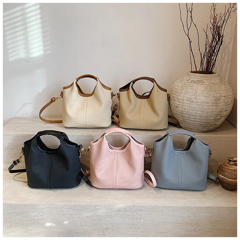 

2025 New Tote Bag Handbag, Fashionable and Versatile Shoulder Bag, Crossbody Bucket Bag, High-end Women's Mother and Child Bag