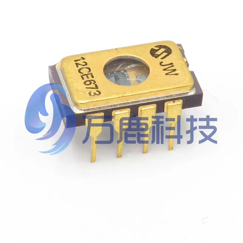 PIC12CE673/JW gold-plated ceramic chip 12CE673 DIP8