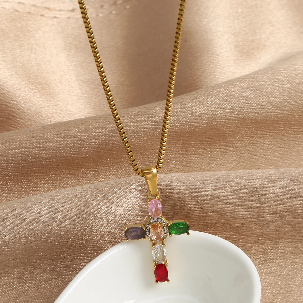 SOVOB موضة ملونة حجر الراين الصليب قلادة قلادة فتاة باردة/المرأة الفولاذ المقاوم للصدأ مطلية بالذهب المختنق مجوهرات يومية هدية #4