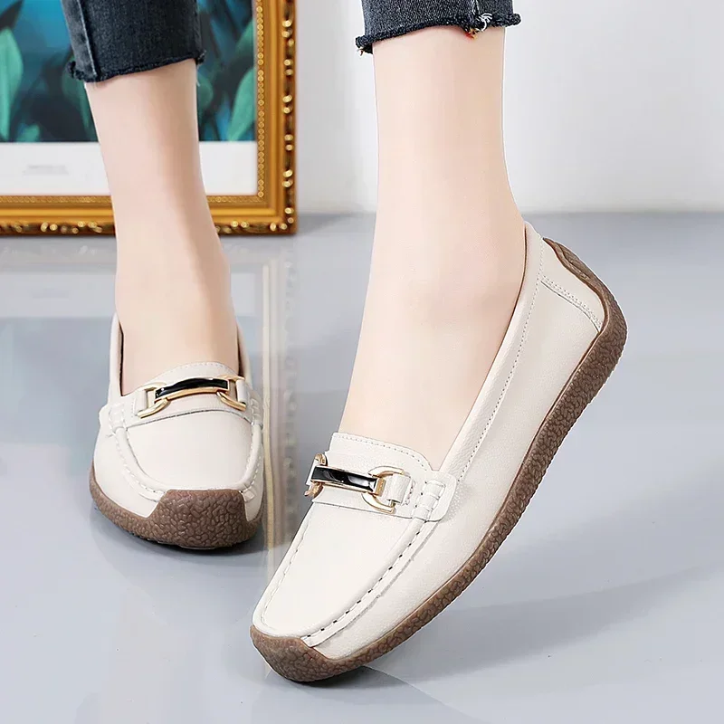 2024 New Spring /summer Women Flats Genuine Leather Moccasins Woman Casual Shoes Slip-on Loafers Female Boat Big Size Shoes