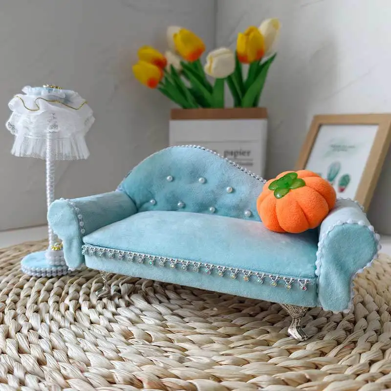 Mini European Velvet Chaise Lounge Sofa, Dollhouse Living Room Furniture Accessory, Pastel Couch Prop for OB11 Layout