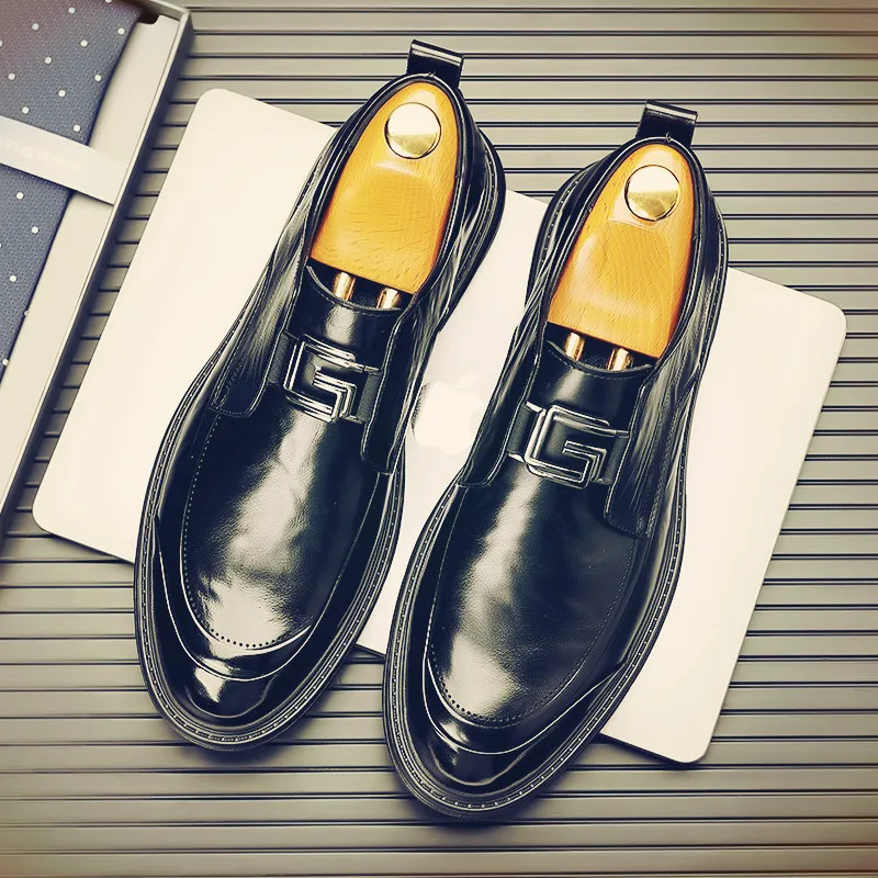 Punk Style Men Casual Leather Shoes New Trend Men's Loafers Slip-On Mocasines Fashion Shiny Formal Dress Footwear Walking Shoes