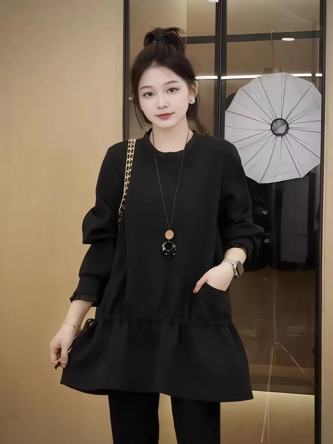 

Повседневный оверсайз свитшот женский осенне-зимний больших размеров, стройнящий, средней длины, с деревянным узором, модный дизайн для девушек