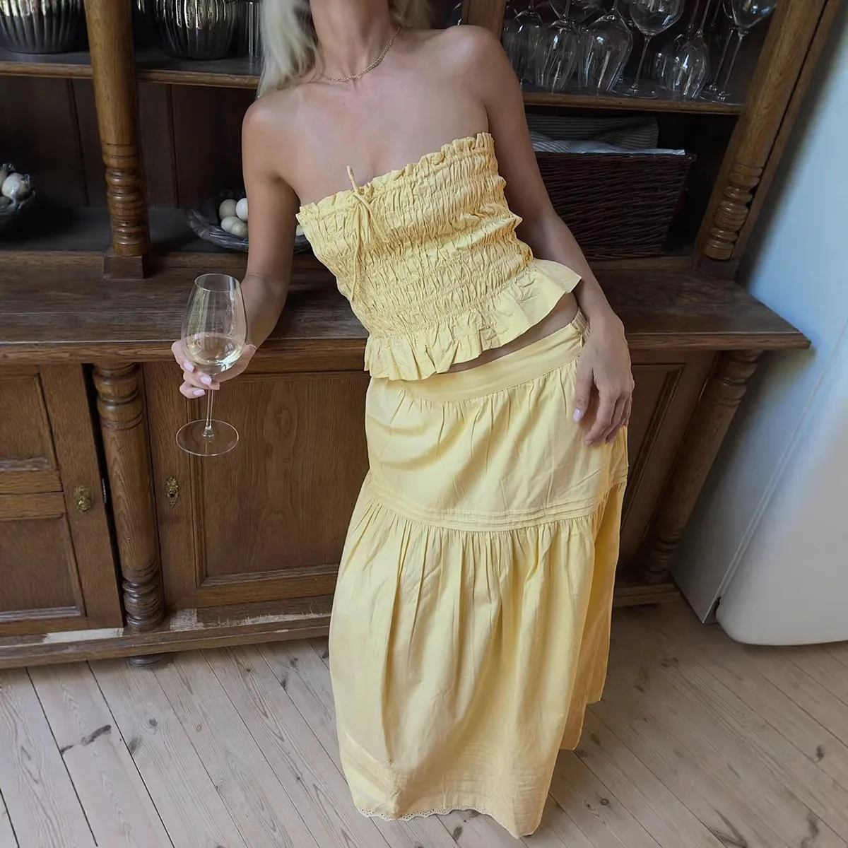 2026 Temperament Tube Top A Line Skirt Set Yellow Smocking Pleats Ruffle Edge Two Piece Set Women Clothing Set